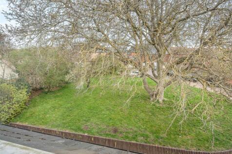 8 Thyme Close, Banbury-22.jpg