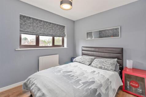 6 Woburn Close, Banbury-24.jpg