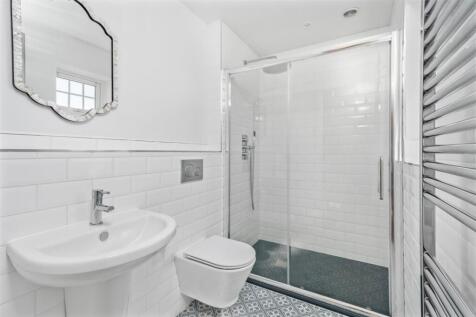 6 Griffin Close, Twyford-22.jpg
