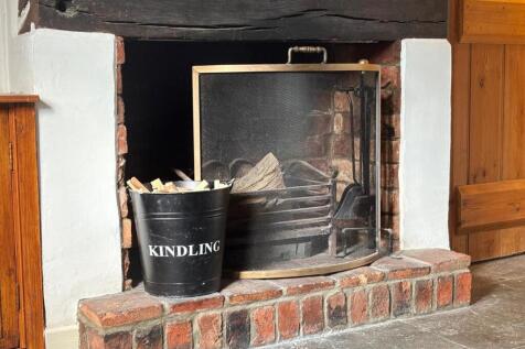 fireplace.jpg