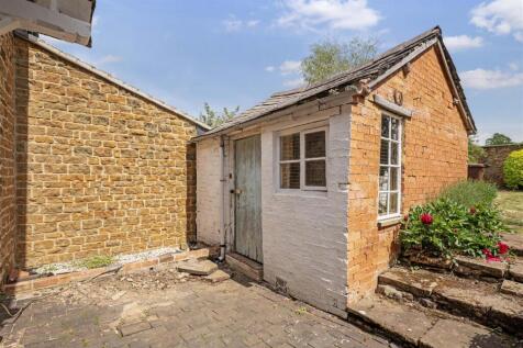 16 High Street, Bodicote-13.jpg