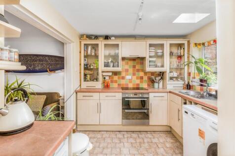 135 Warwick Road, Banbury-9.jpg