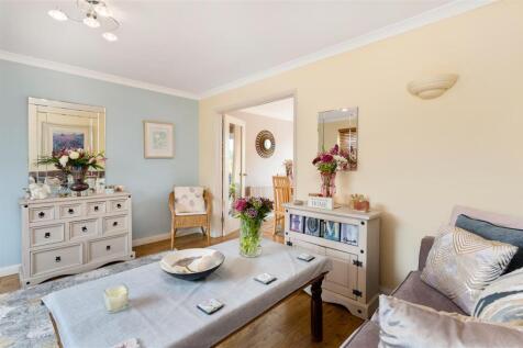 15 Ashlade, Middleton Cheney-5.jpg