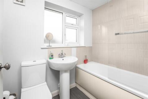 15 Ashlade, Middleton Cheney-28.jpg