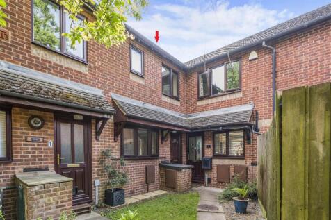 3 Ivatt Walk, Banbury-1 ARROW.jpg