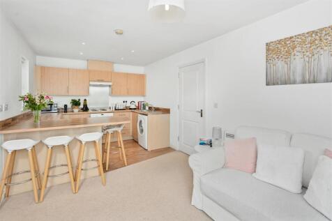 54 Verney Road, Banbury-8.jpg