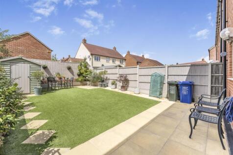 98 Bourton Road, Banbury-14.jpg