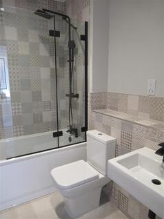 bathroom2.jpg