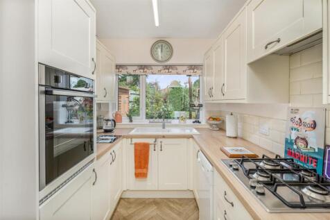 316 Warwick Road, Banbury-9.jpg