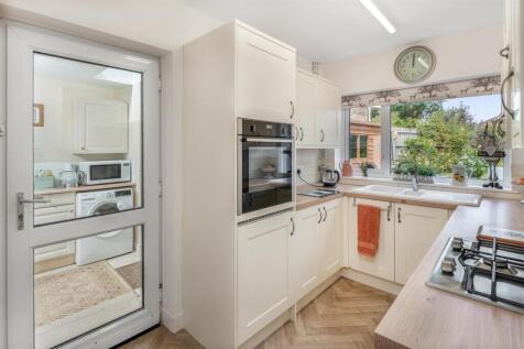 316 Warwick Road, Banbury-10.jpg