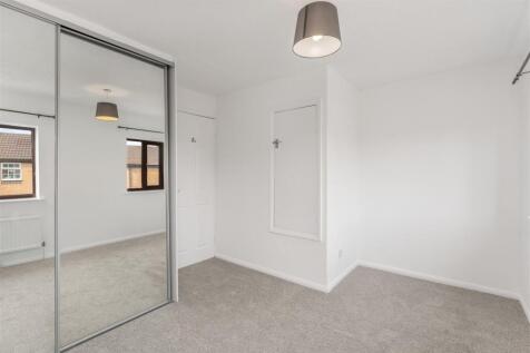 50 Hillside Close, Banbury-15.jpg