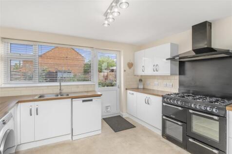104 West Street, Banbury-11.jpg