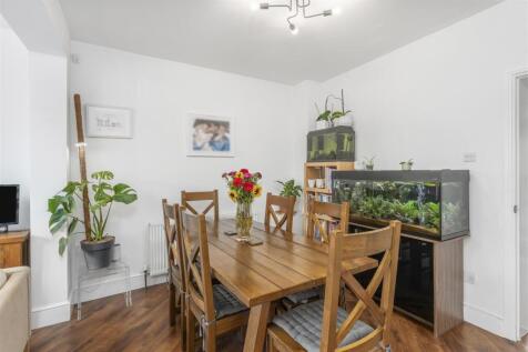 104 West Street, Banbury-7.jpg