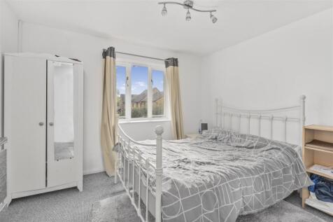 14 Earlstoke Close, Banbury-16.jpg