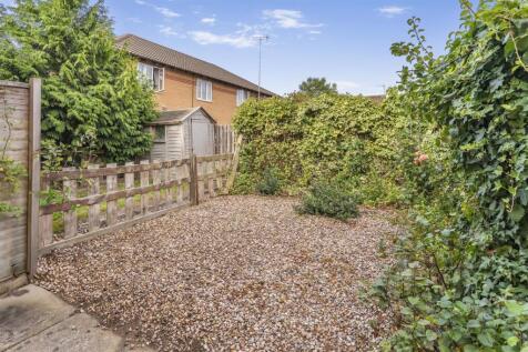 14 Earlstoke Close, Banbury-11.jpg