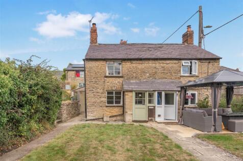 11 Worton Road, Middle Barton-1.jpg