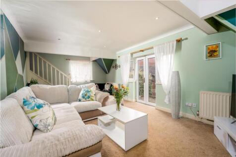 6a The Moors Drive, Middleton Cheney-14.jpg