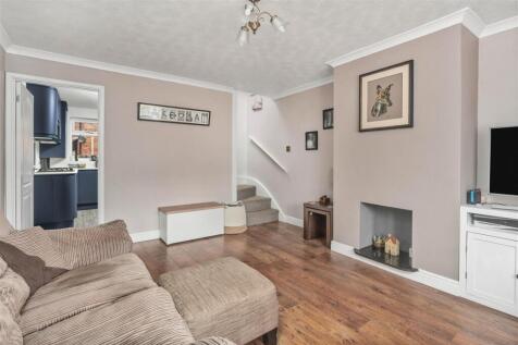 15 Manor Close, Middleton Cheney-10.jpg