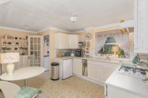 57 Delapre Drive, Banbury-5.jpg
