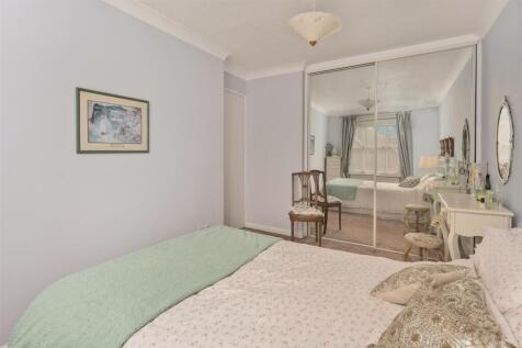 57 Delapre Drive, Banbury-18.jpg