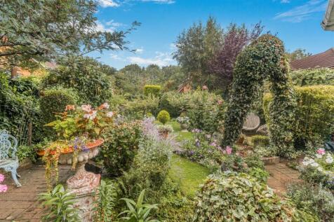 57 Delapre Drive, Banbury-13.jpg