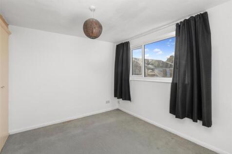 74 Elton Road, Banbury-18.jpg