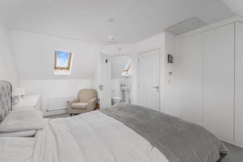 30 Nickling Road, Banbury-19.jpg