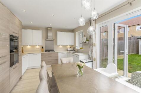 24 Bidwell Road, Banbury-9.jpg