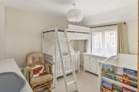 24 Bidwell Road, Banbury-23.jpg