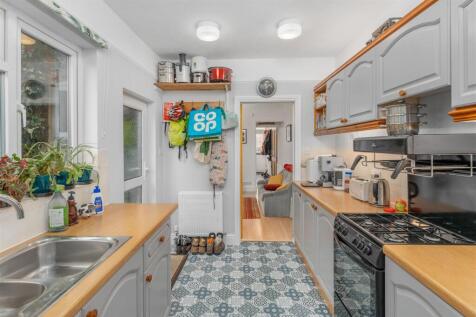 25 Merton Street, Banbury-7.jpg