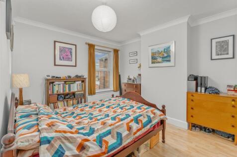 25 Merton Street, Banbury-14.jpg