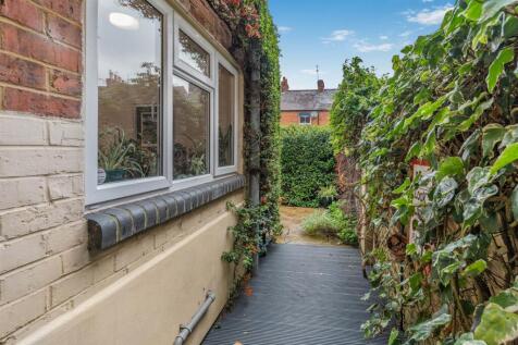 25 Merton Street, Banbury-11.jpg