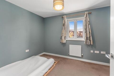 75 Bourton Road-18.jpg