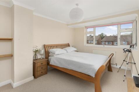 105 Sinclair Avenue, Banbury-22.jpg