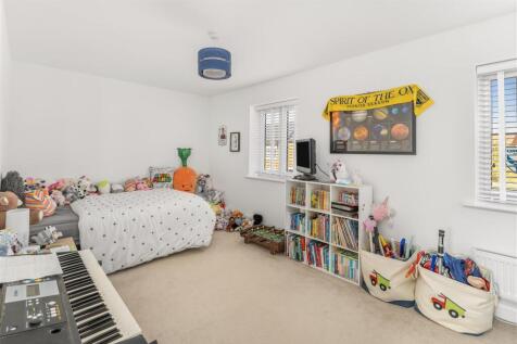 9 Blackwell Drive, Bodicote-24.jpg
