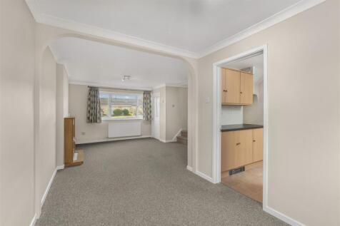 24 Keats Road, Banbury-6.jpg