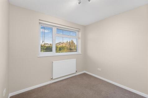24 Keats Road, Banbury-17.jpg