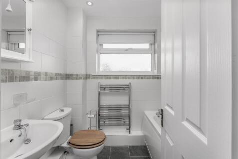 24 Keats Road, Banbury-19.jpg