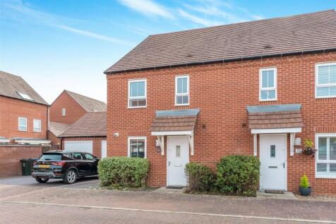 25 Wren Crescent-2.jpg