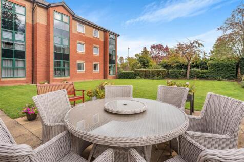 39 Chamberlaine Court, Banbury-25.jpg