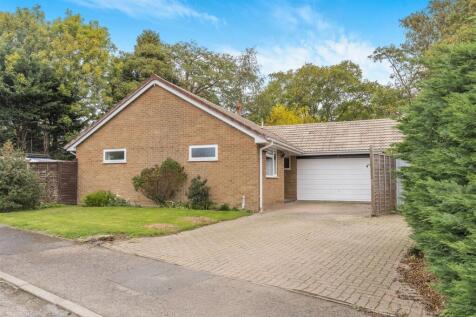 11 The Paddock, Lower Boddington-1.jpg