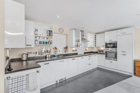 75 Park Gardens, Banbury-10.jpg