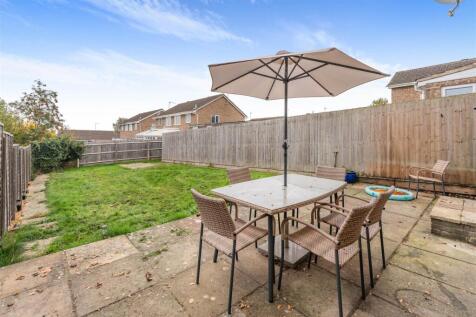 46 Kingfisher Drive, Banbury-17.jpg