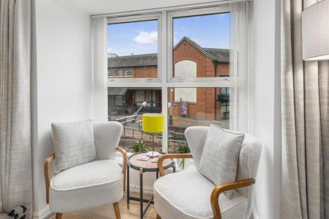 51 Chamberlaine Court, Banbury-6.jpg