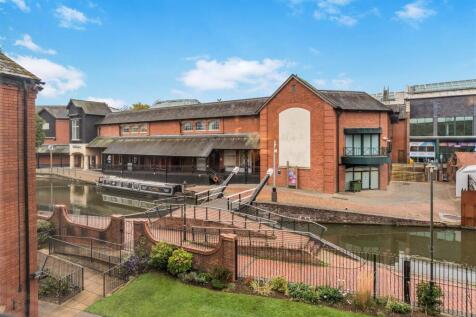 51 Chamberlaine Court, Banbury-8.jpg