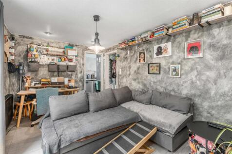 1 The Camellias, Banbury-5.jpg