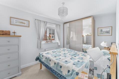 55 Yarrow Road, Bodicote-23.jpg