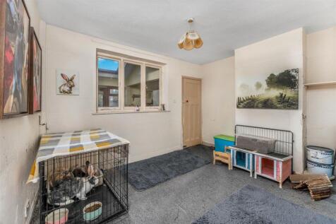 26 Ruscote Avenue, Banbury-6.jpg