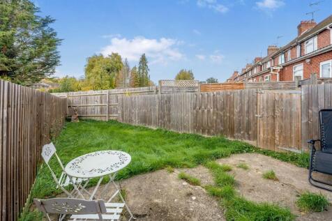 26 Ruscote Avenue, Banbury-11.jpg