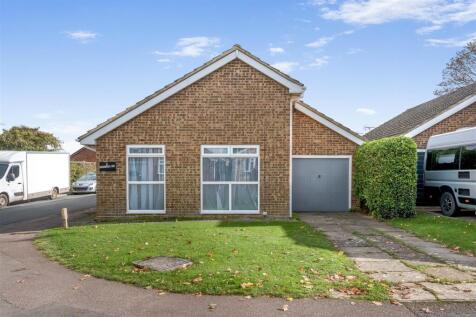 4 Hereford Way, Banbury-3.jpg